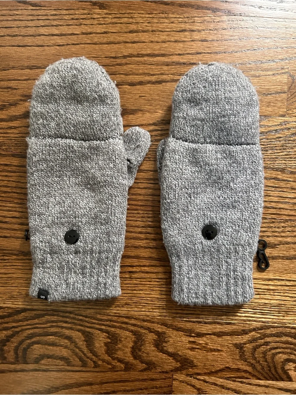 Urban Outfitters Cozy Gray Knit Convertible Mittens